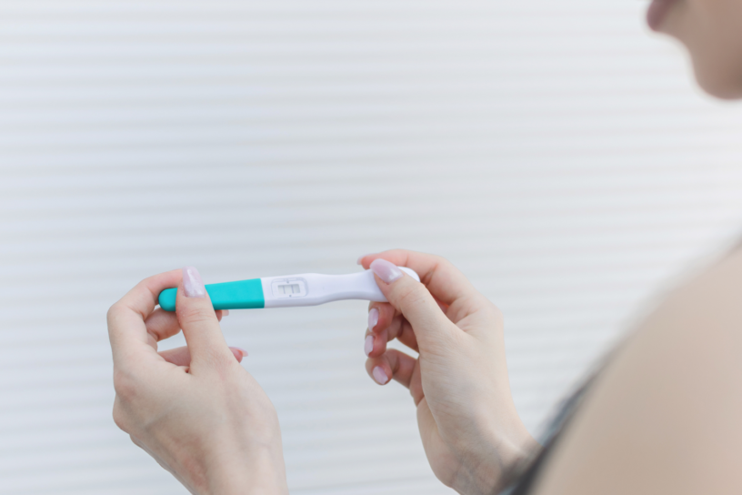 Testy na płodność dla kobiet. Kiedy je wykonać?